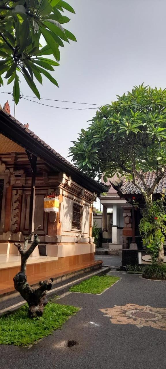 אובוד Nugraha Guesthouse 1 מראה חיצוני תמונה