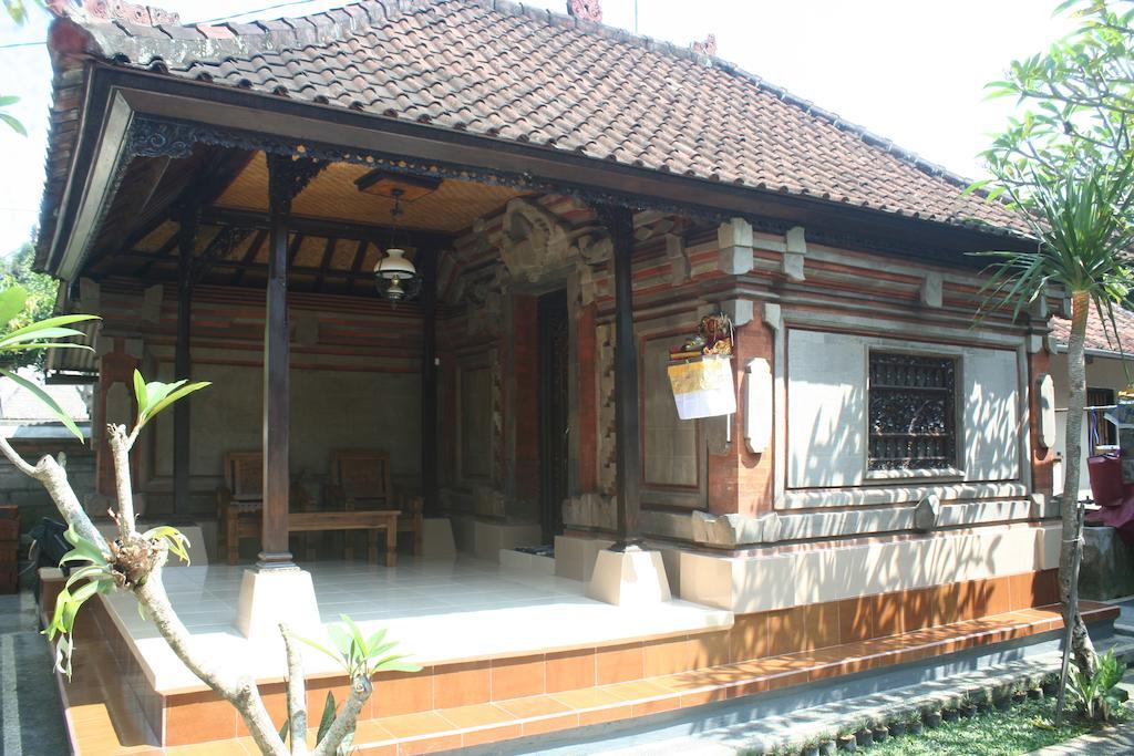 אובוד Nugraha Guesthouse 1 מראה חיצוני תמונה